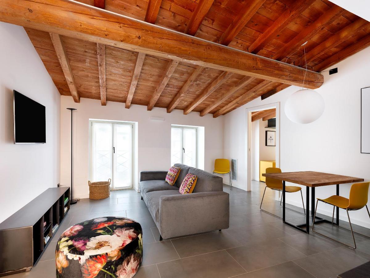Sg9 City Apartments Brescia Esterno foto
