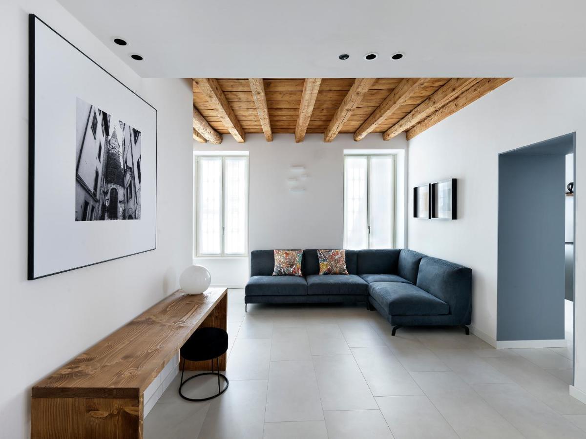 Sg9 City Apartments Brescia Esterno foto