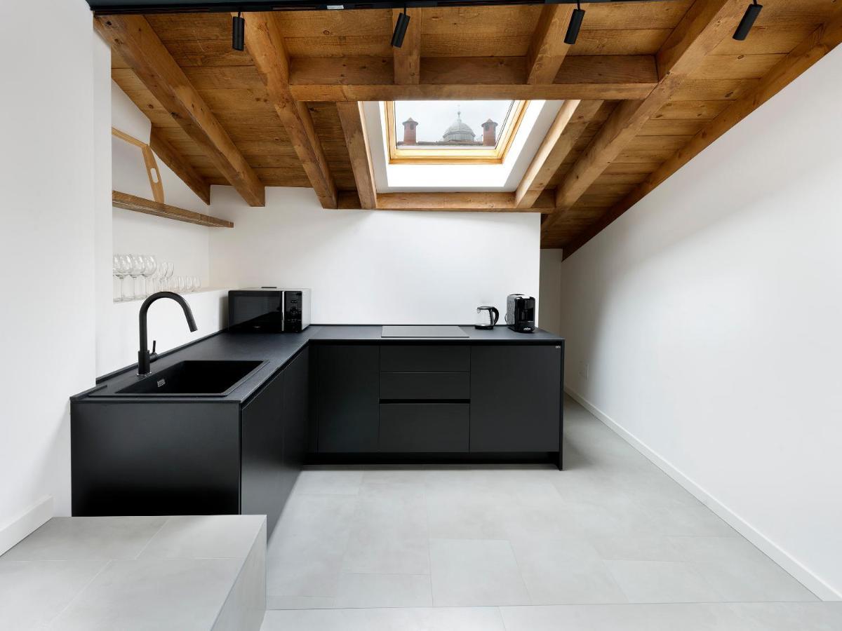Sg9 City Apartments Brescia Esterno foto