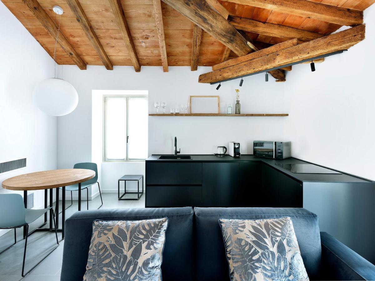 Sg9 City Apartments Brescia Esterno foto