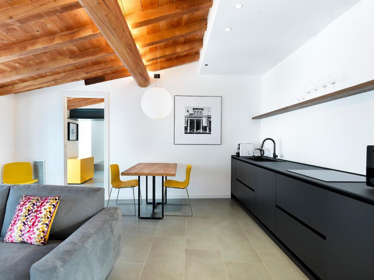 Sg9 City Apartments Brescia Esterno foto