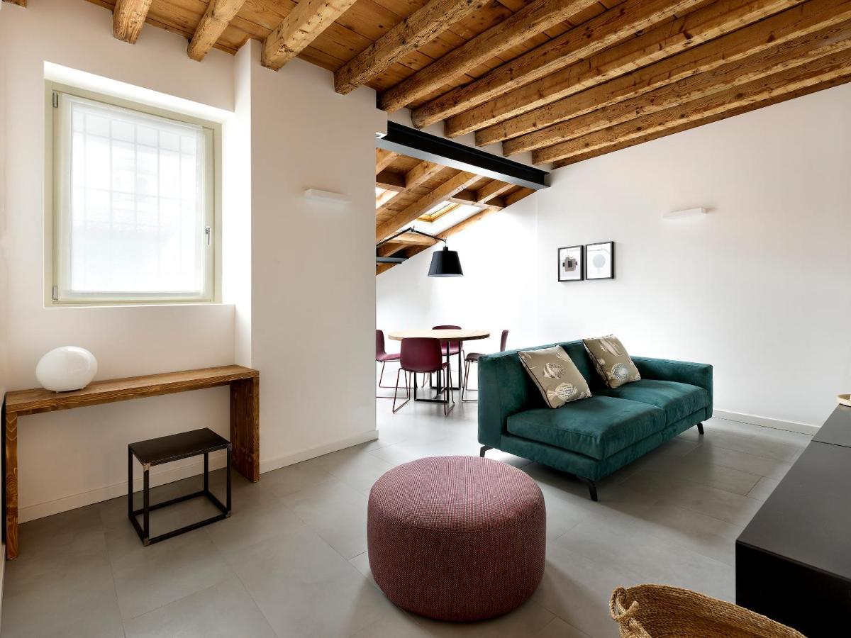Sg9 City Apartments Brescia Esterno foto