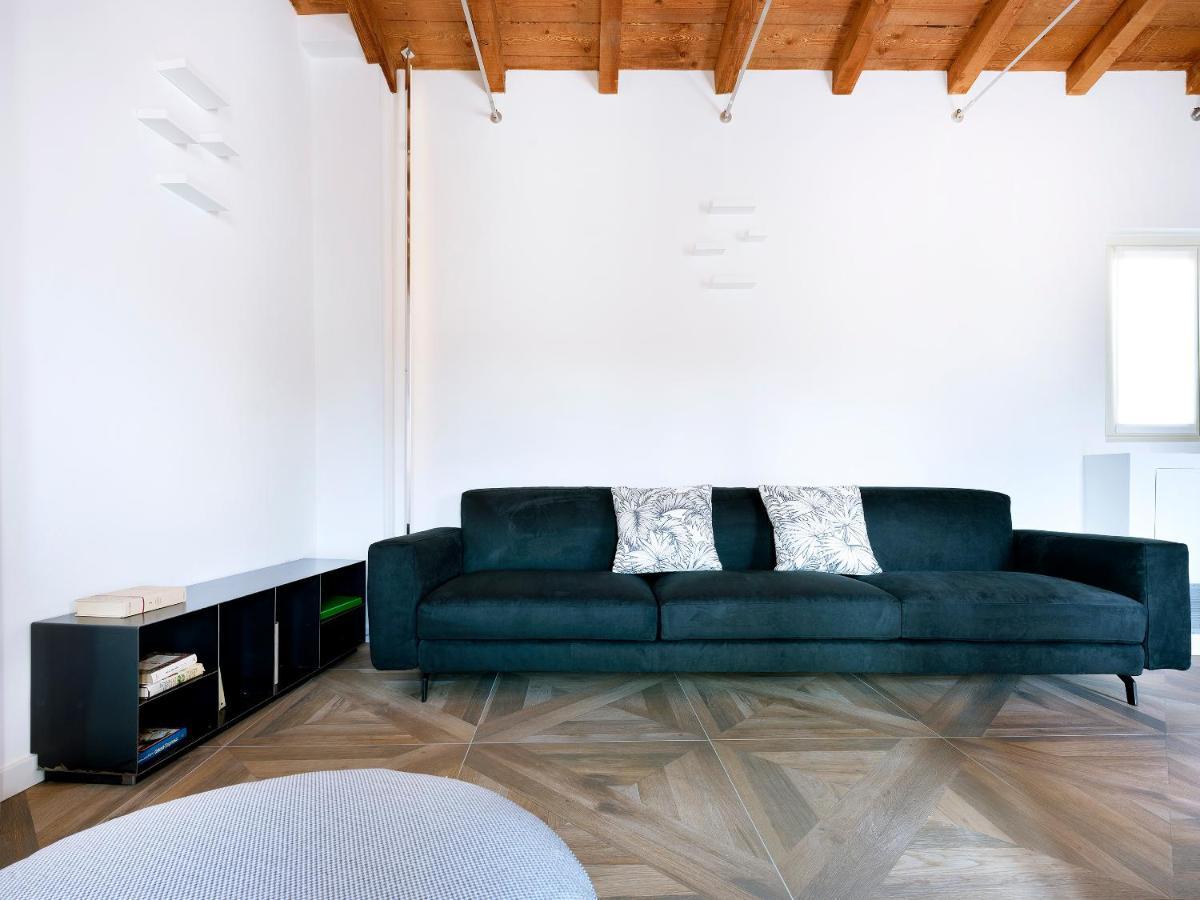 Sg9 City Apartments Brescia Esterno foto